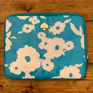 Kate Spade Blue & White Floral Tablet Ipad Sleeve